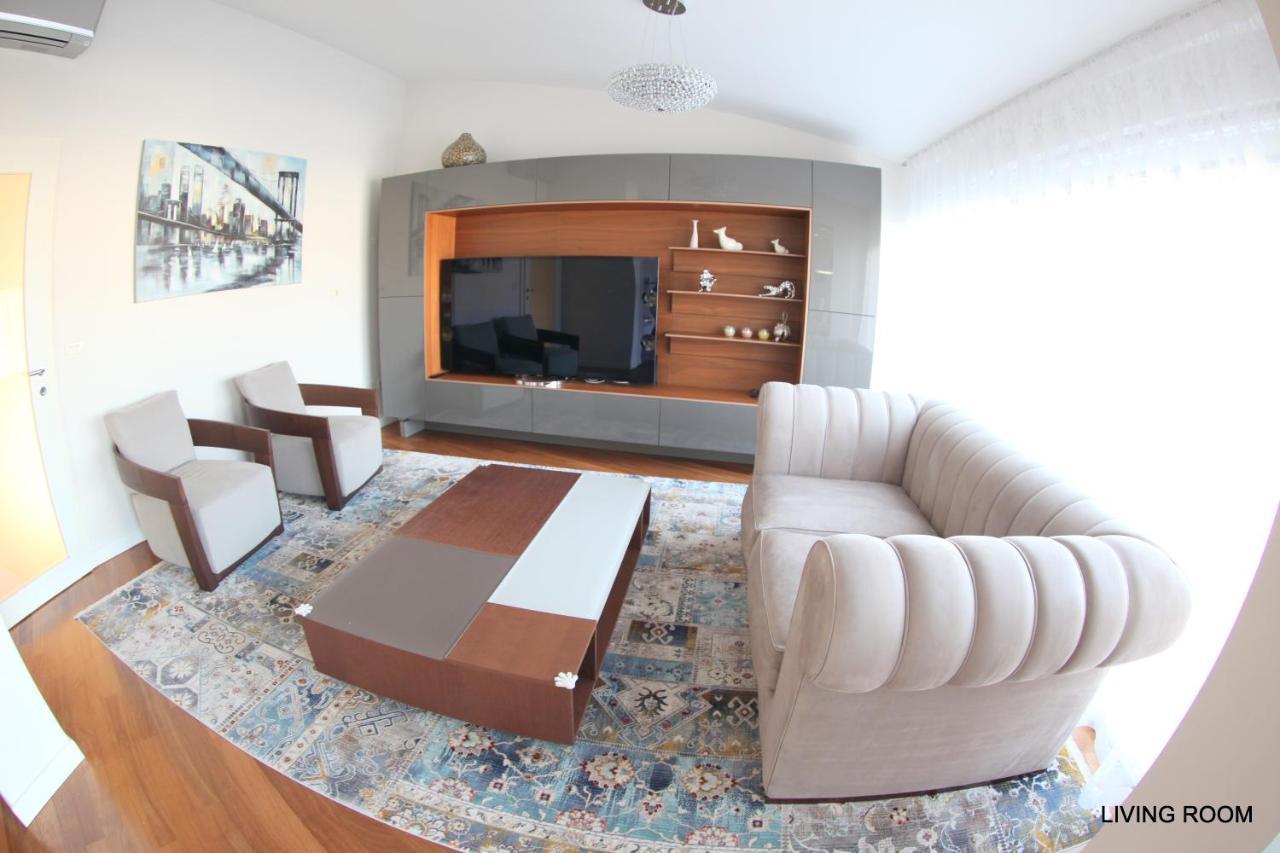 Luxury Marina View Apartment Izola Dış mekan fotoğraf